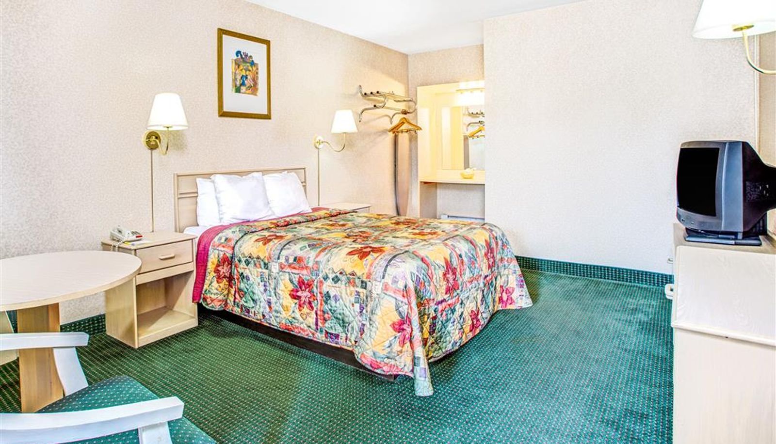 Zimmer - Days Inn by Wyndham Arlington/Washington DC