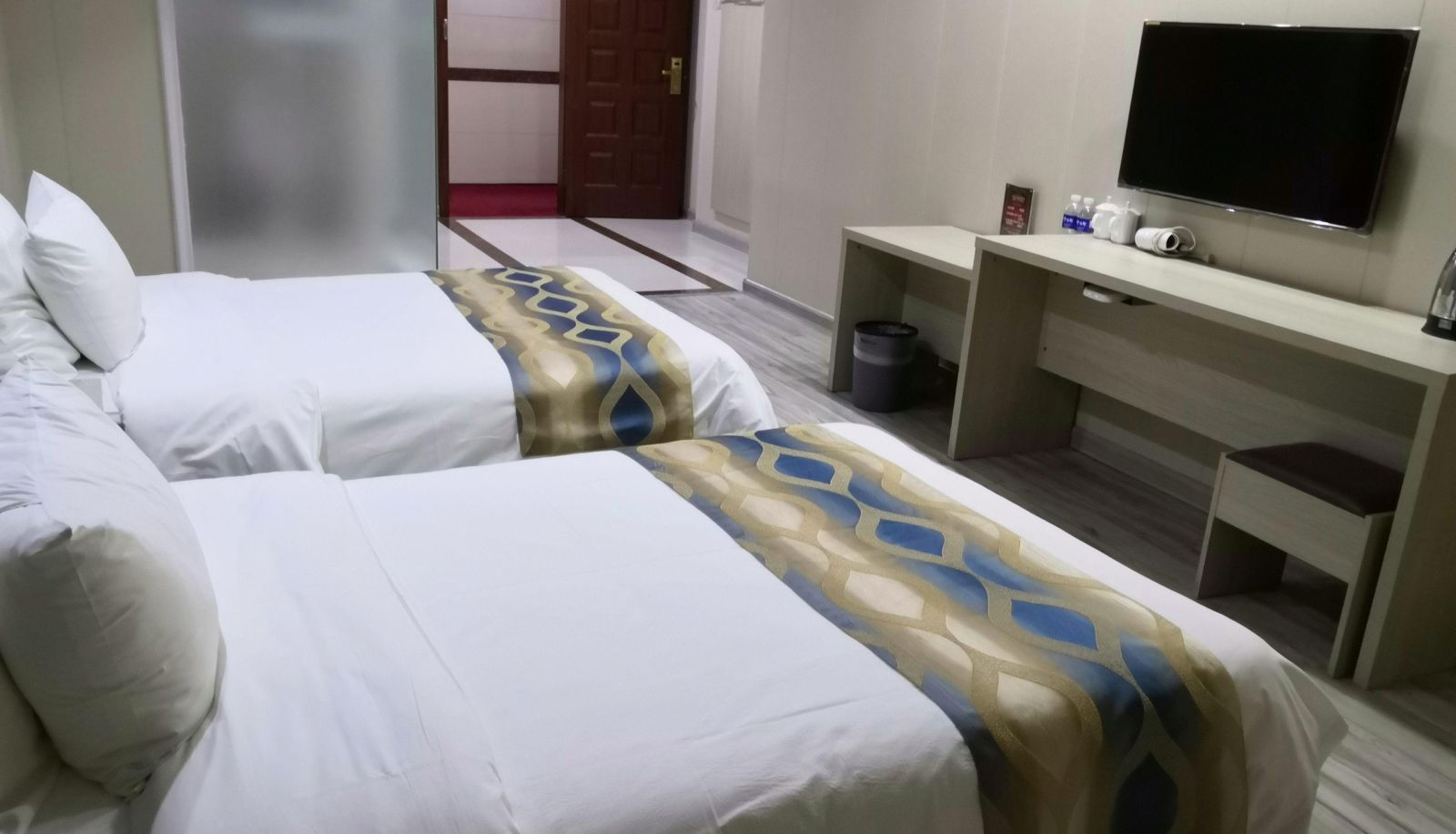 Zimmer - Jinzhu Business Hotel