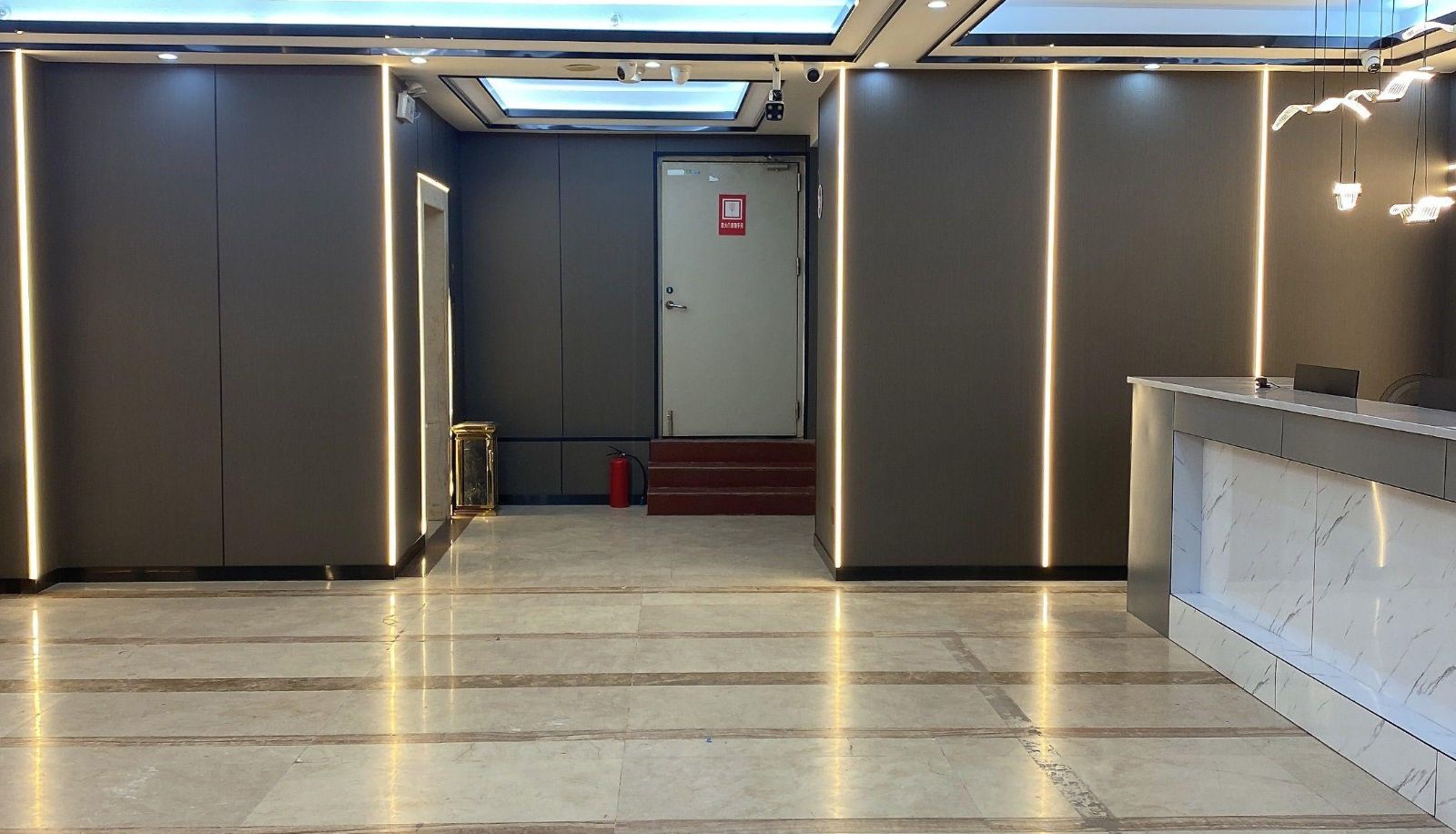 Zona exterior del hotel - Maoming Broadway Superior Hotel (Maoming High Speed Rail Station Store)