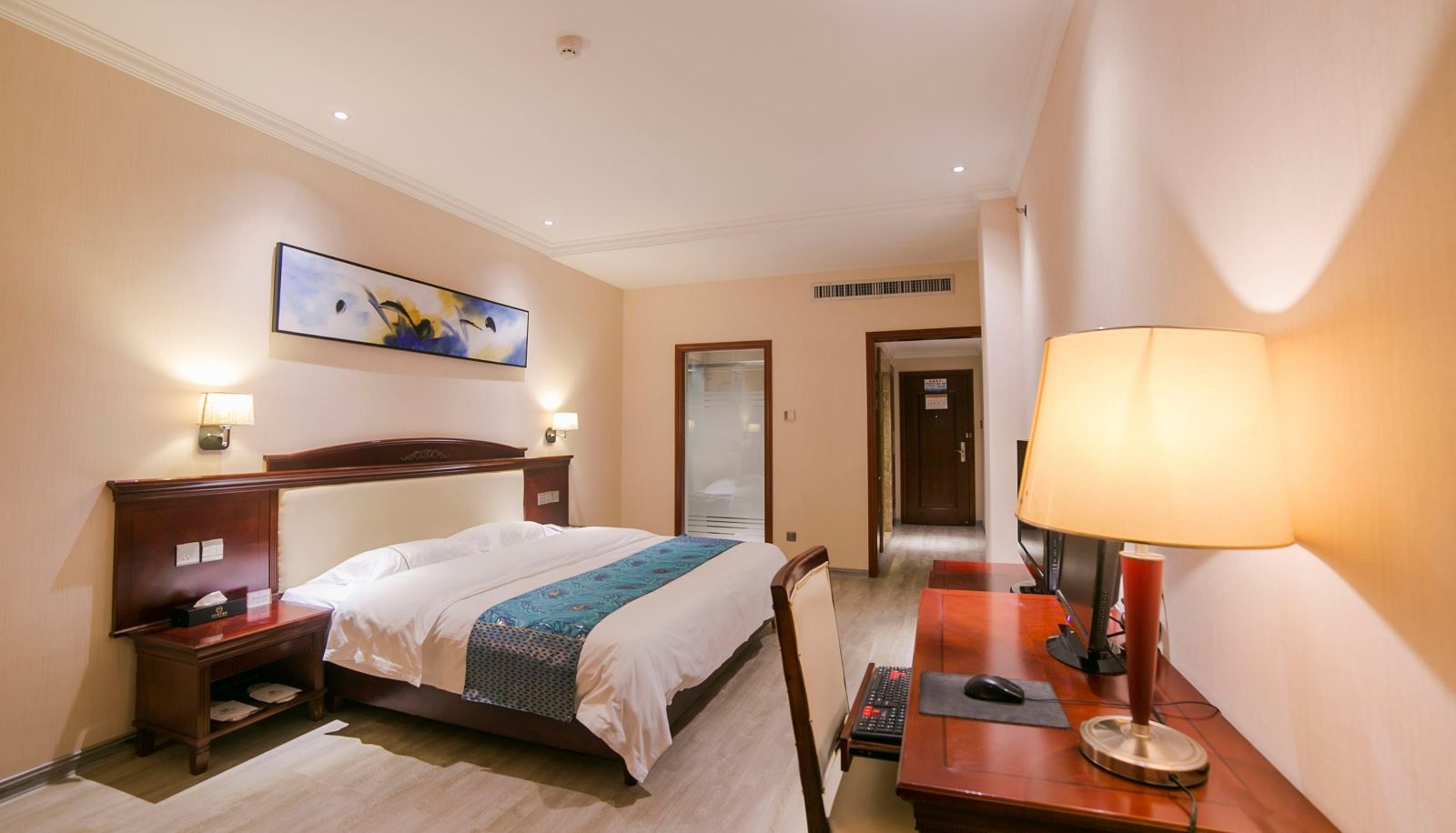 Business room - Venetian Hotel (Forest Park Branch)