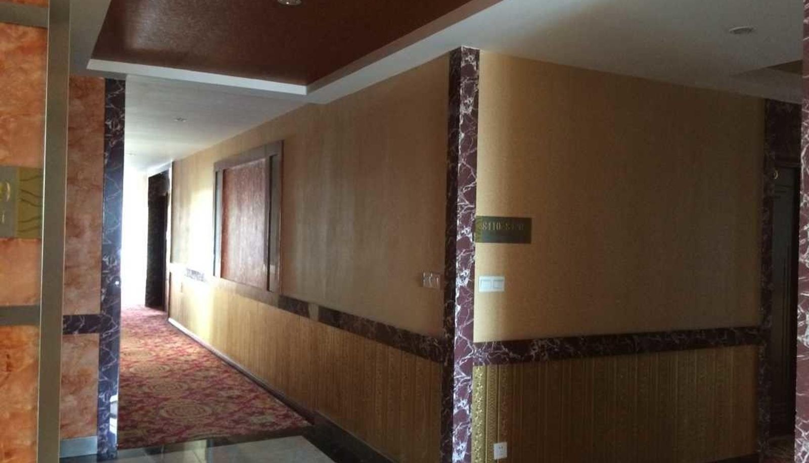 Zewnętrzna część hotelu - Western Hotel