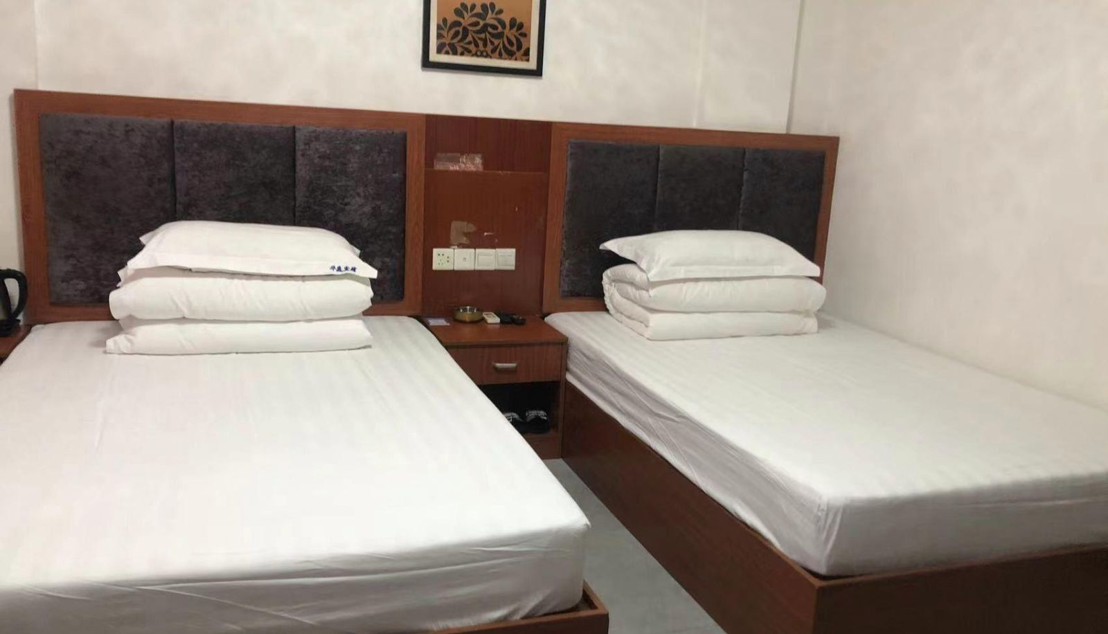 Camera - Huating Hotel (Xujiangbei Avenue Store)