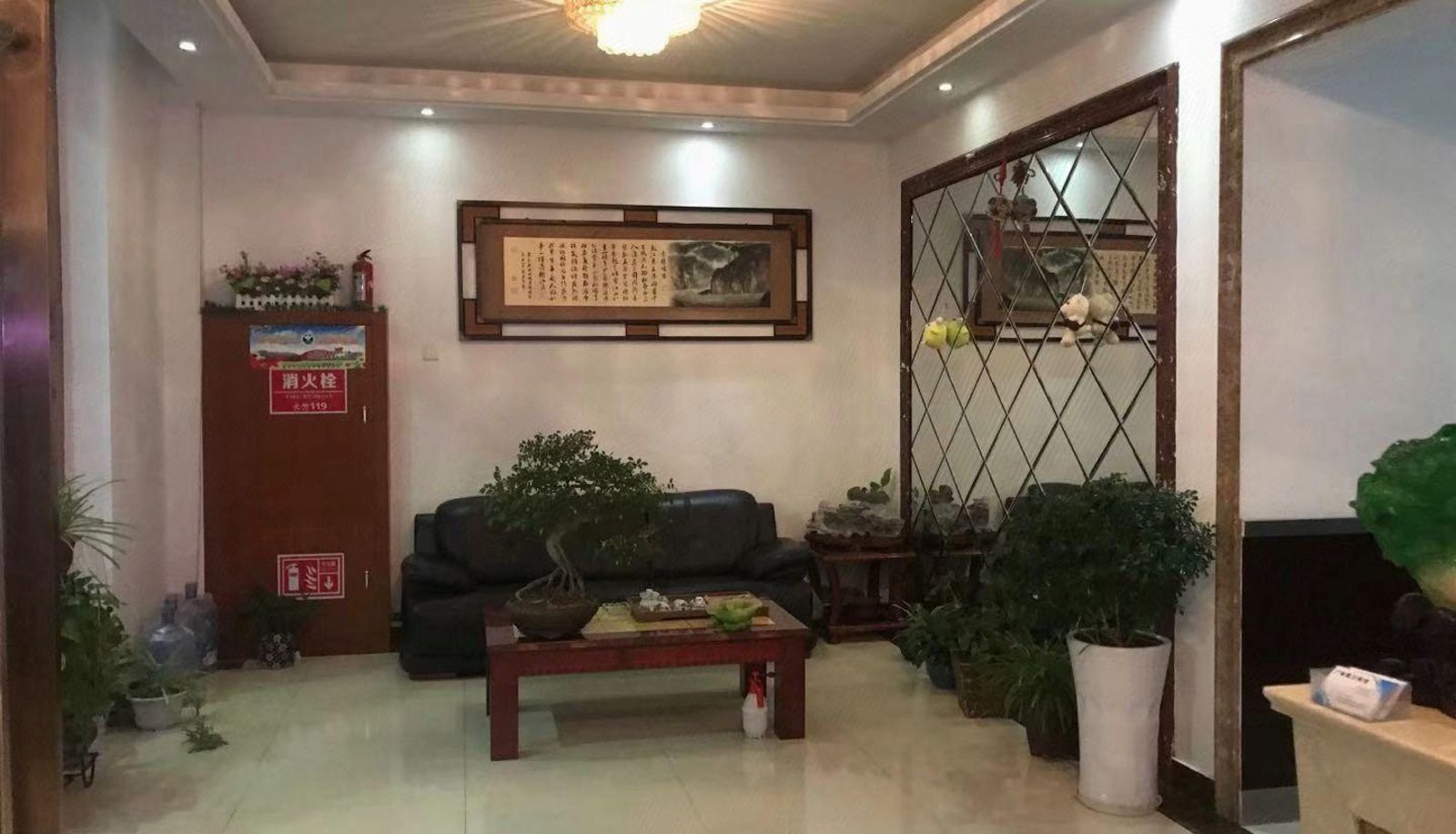Buitenruimte van het hotel - Guanglin Holiday Hotel