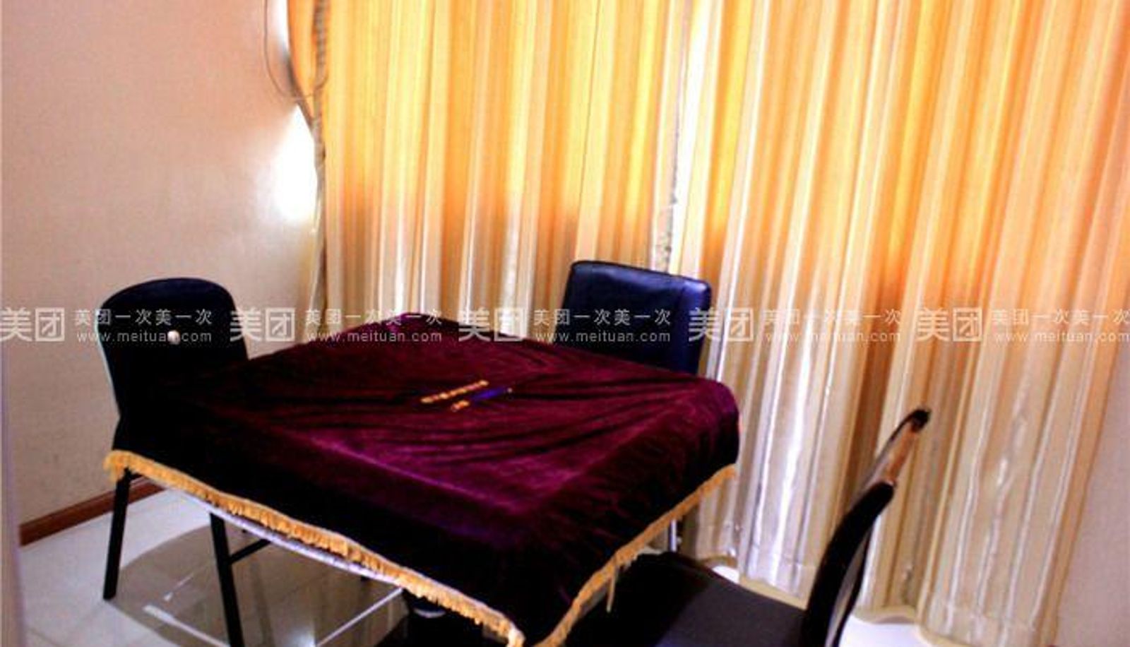 Camera business - Yaduo Hotel (College Store)