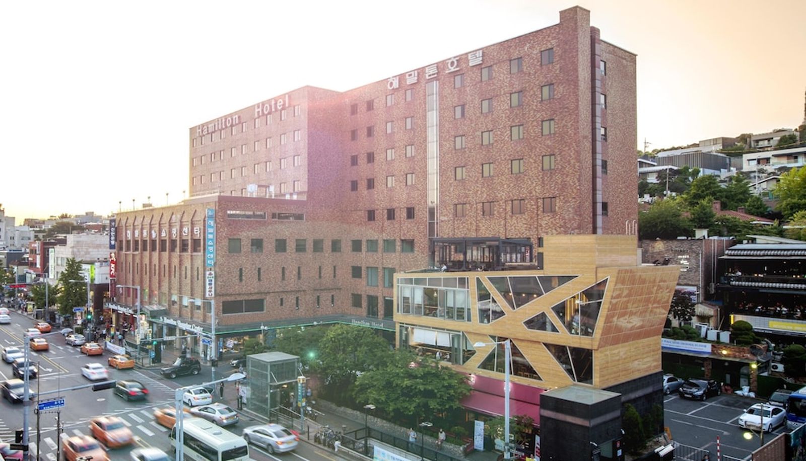 Zwembad - Hamilton Hotel