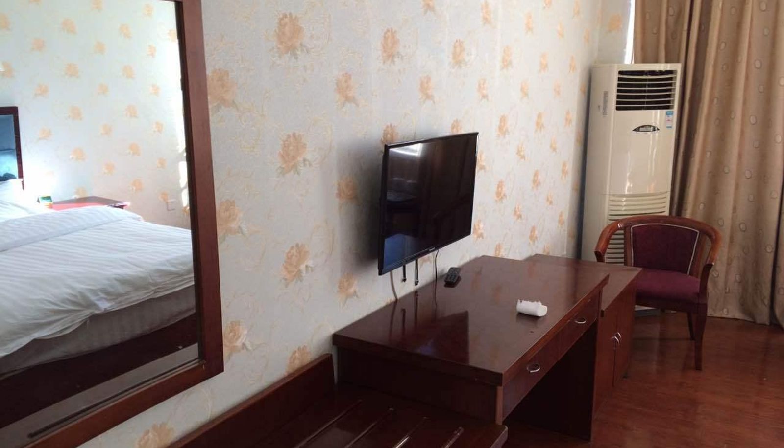 Camera - Shigatse Saga Hotel