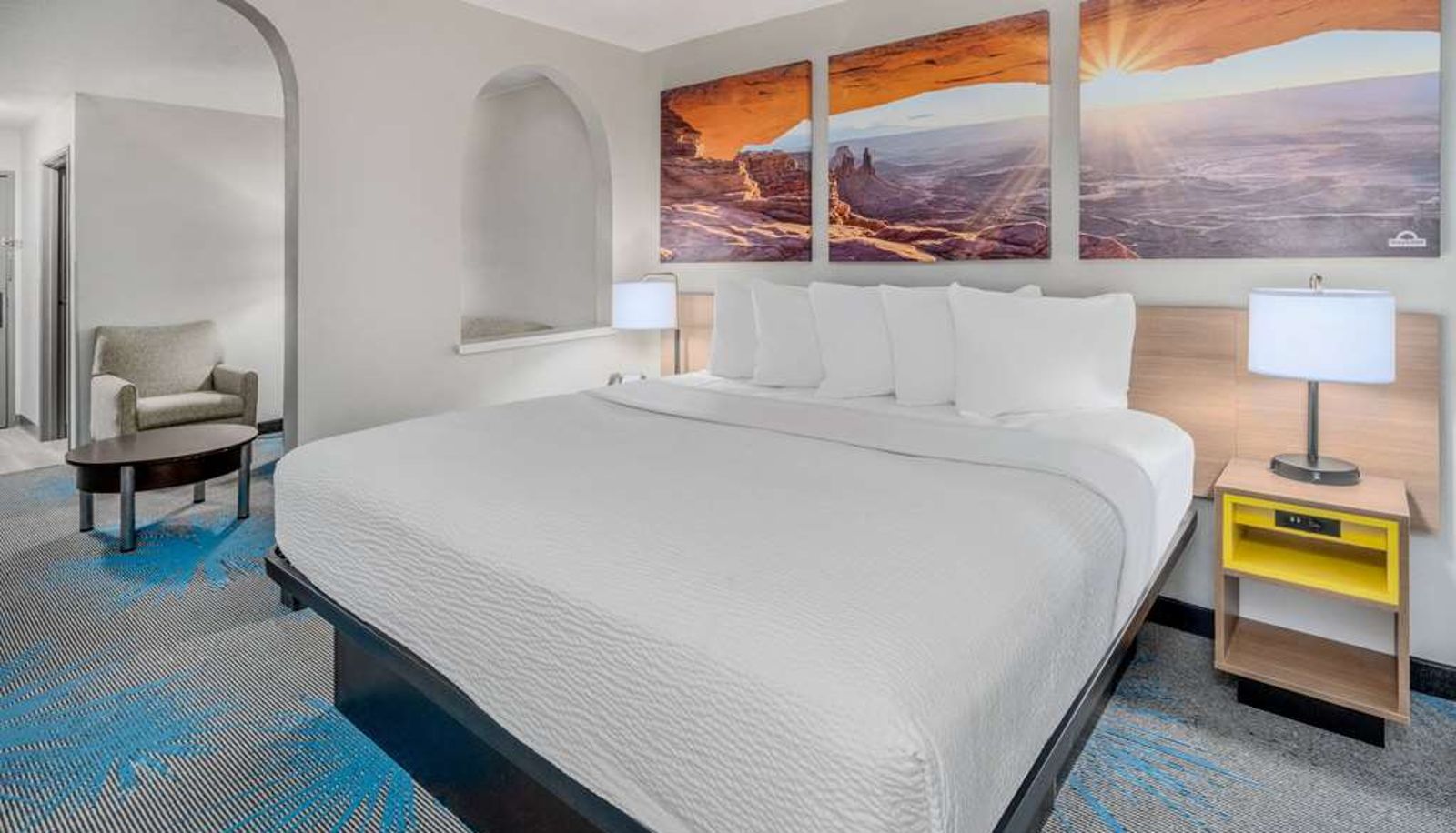 Suite - Days Inn by Wyndham Los Lunas