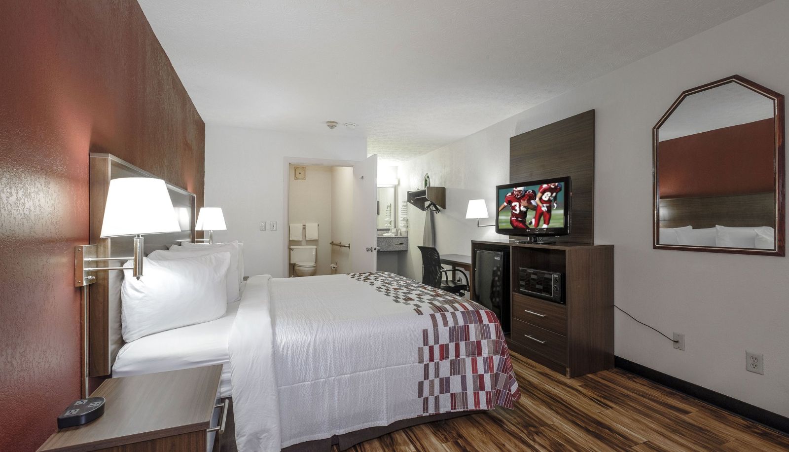 Zimmer - Red Roof Inn Edgewood