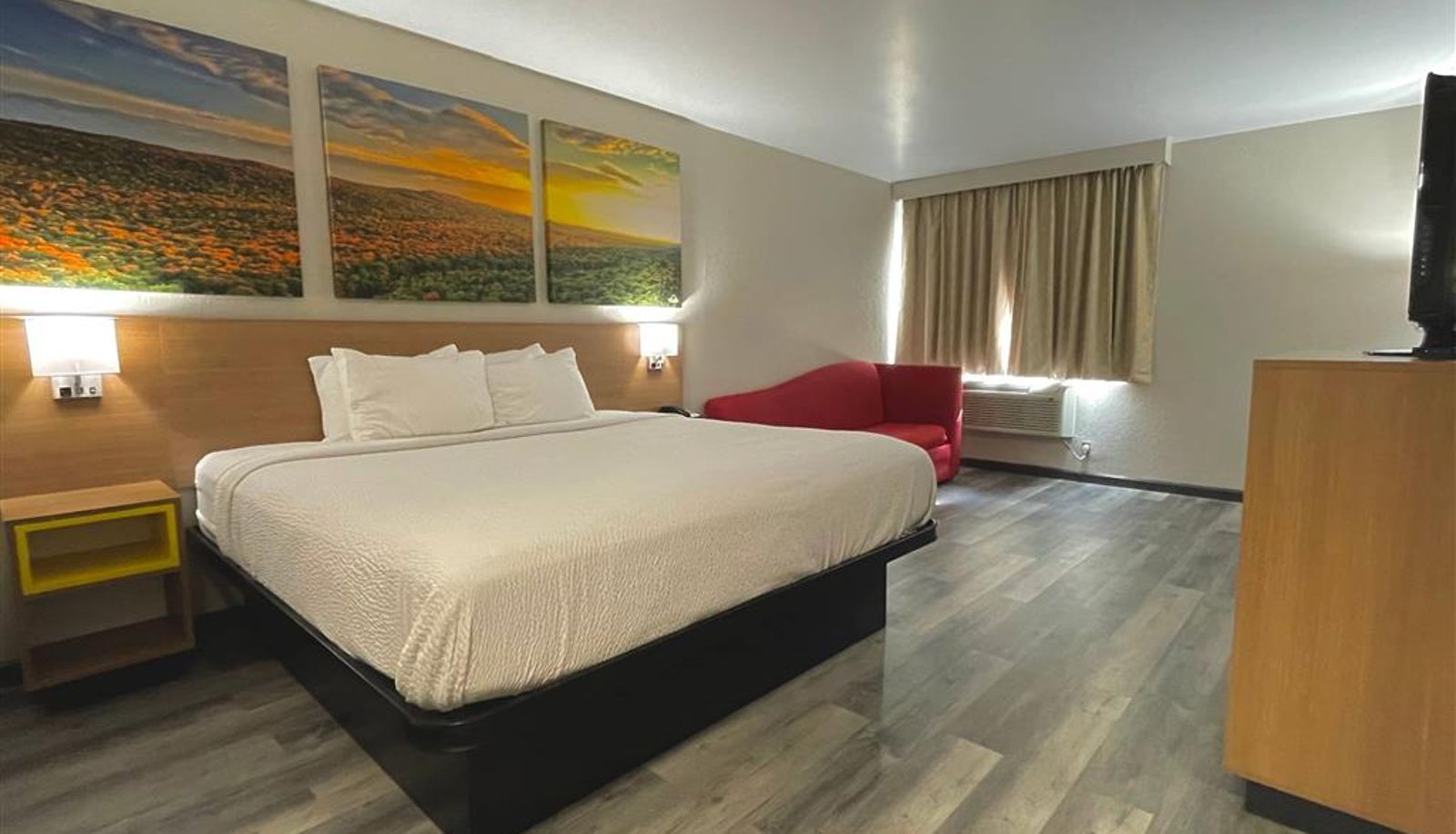 Kamer - Days Inn by Wyndham Columbus IN