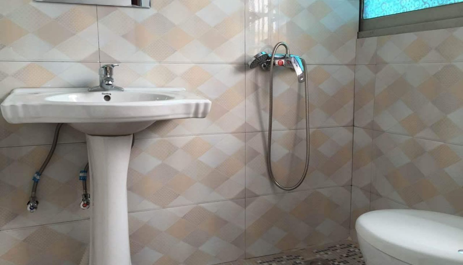 Area esterna dell'hotel - There is a hotel