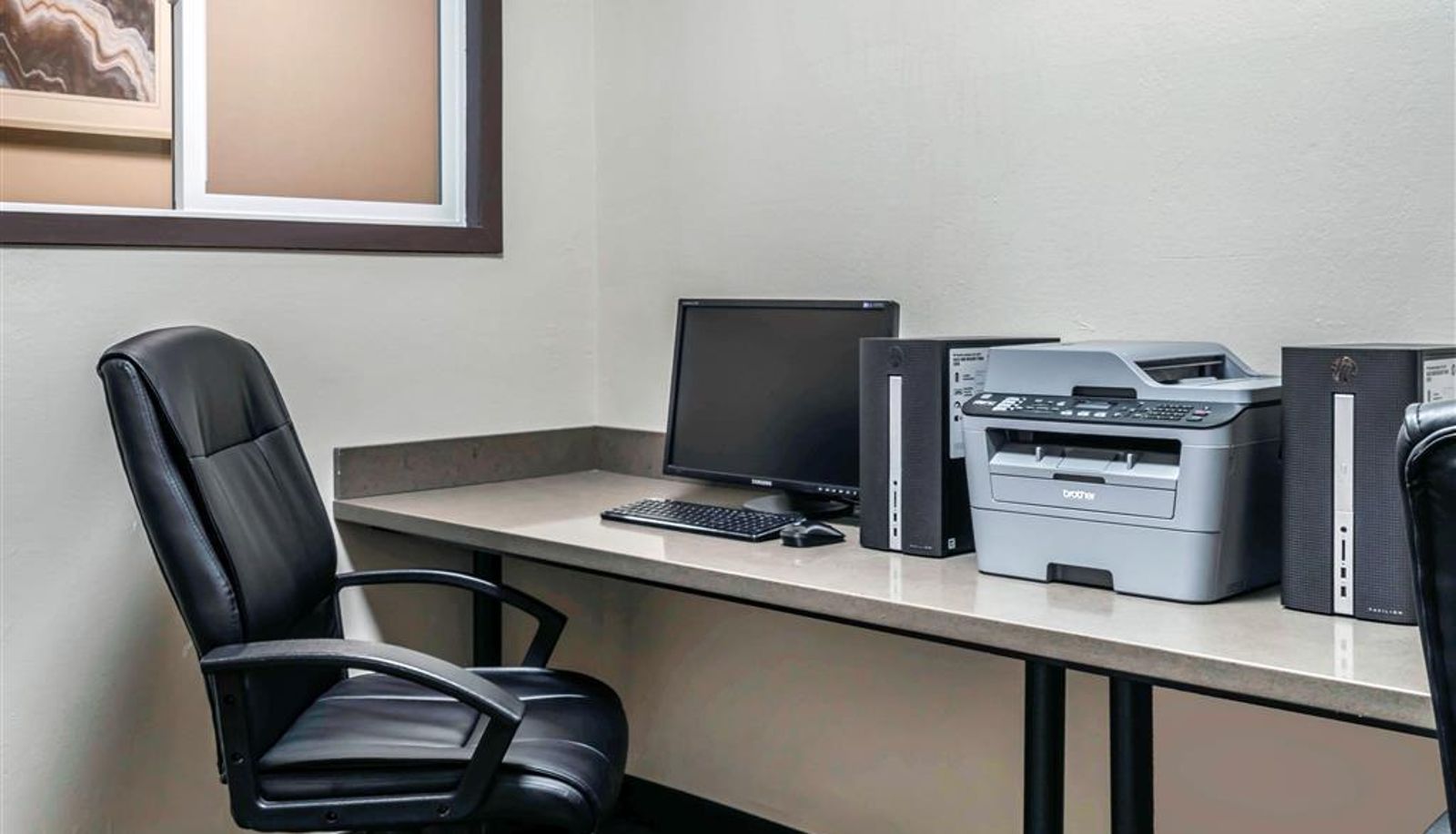 Business centre - Clarion Inn near JBLM