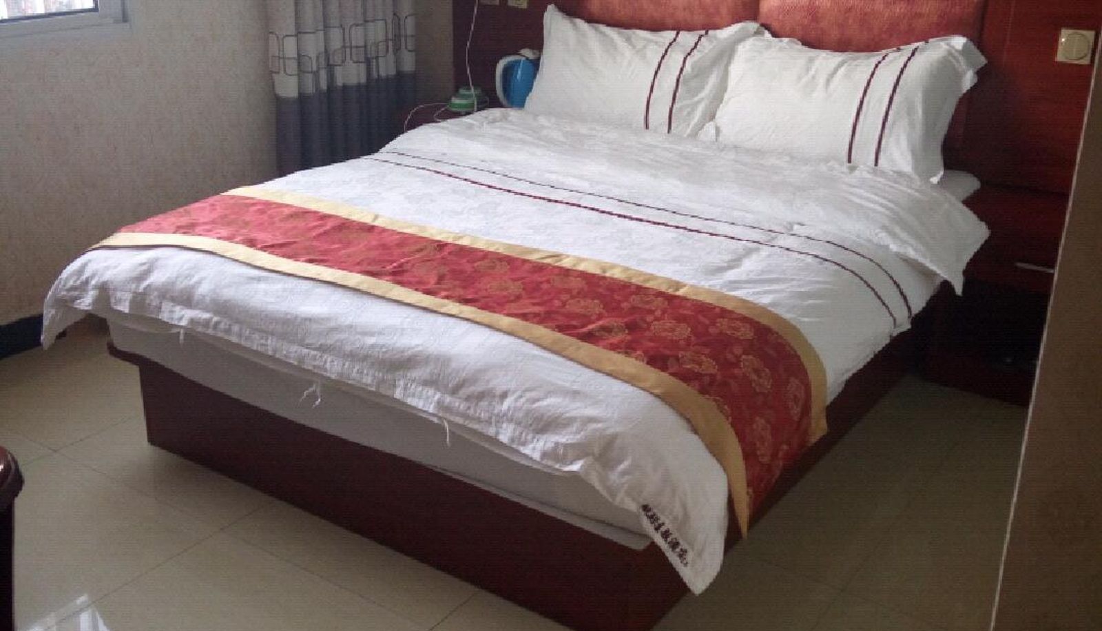 Zimmer - Yunsheng Hotel (Guandu Ancient Town Branch)