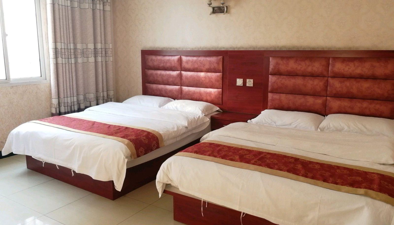 Zimmer - Yunsheng Hotel (Guandu Ancient Town Branch)