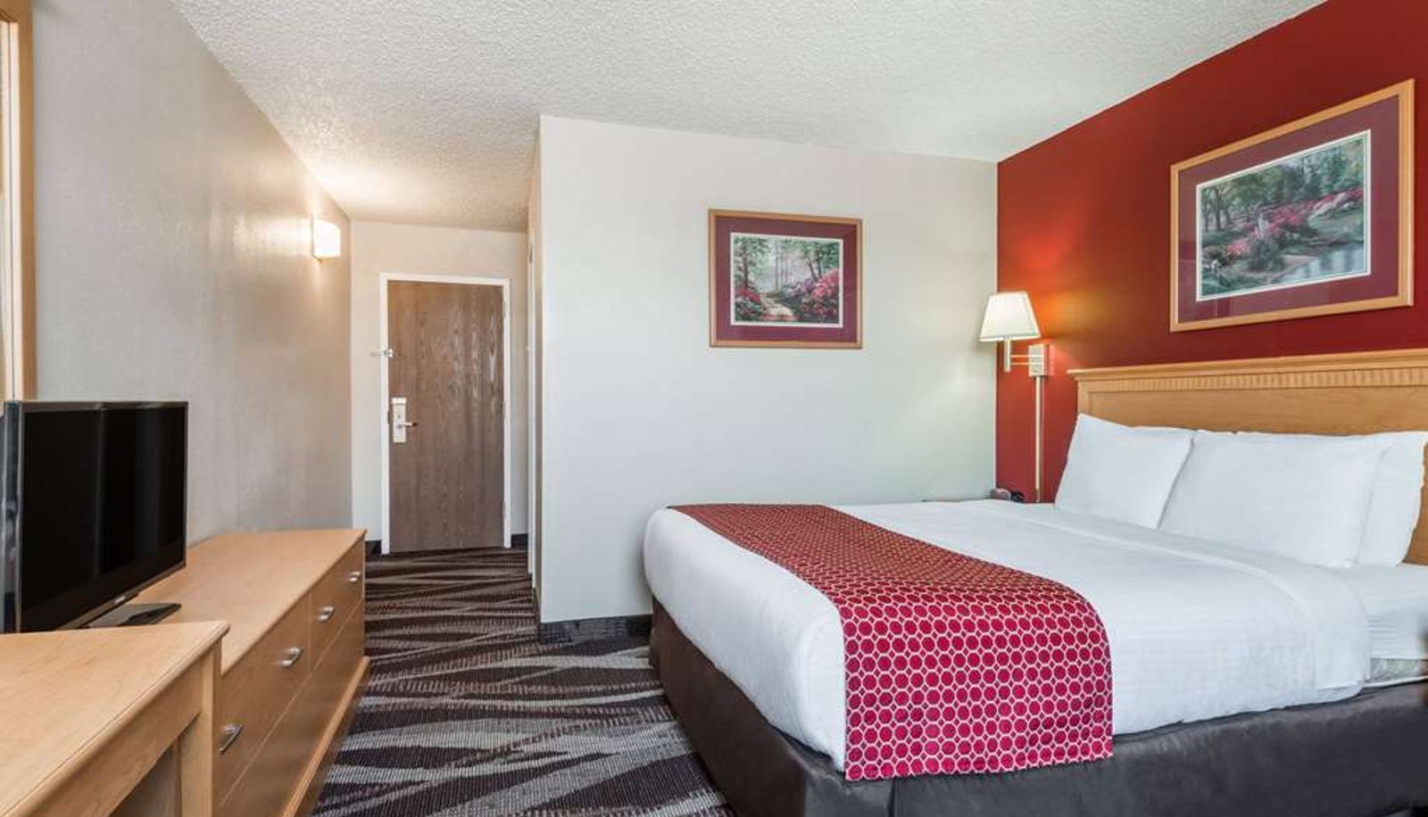 Zimmer - Days Inn by Wyndham Gillette