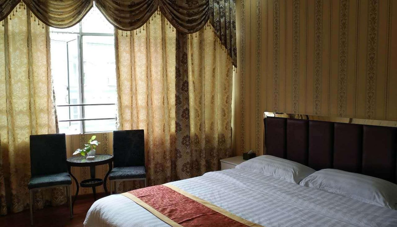 Zimmer - Kuang Er Business Hotel