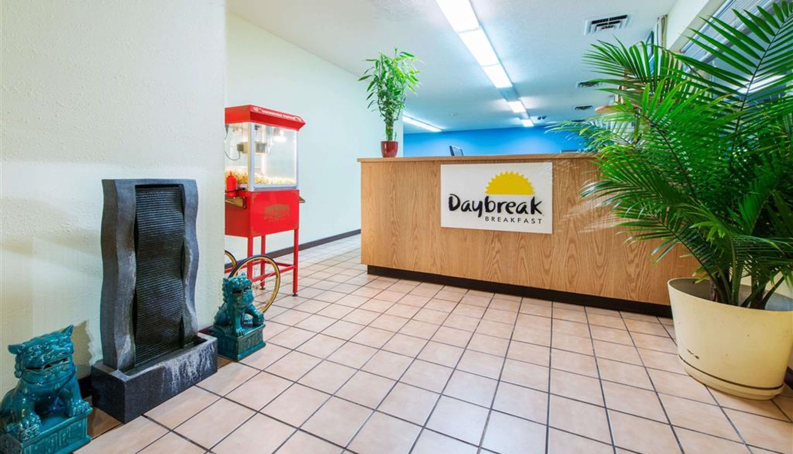 Hall - Days Inn by Wyndham Frankfort
