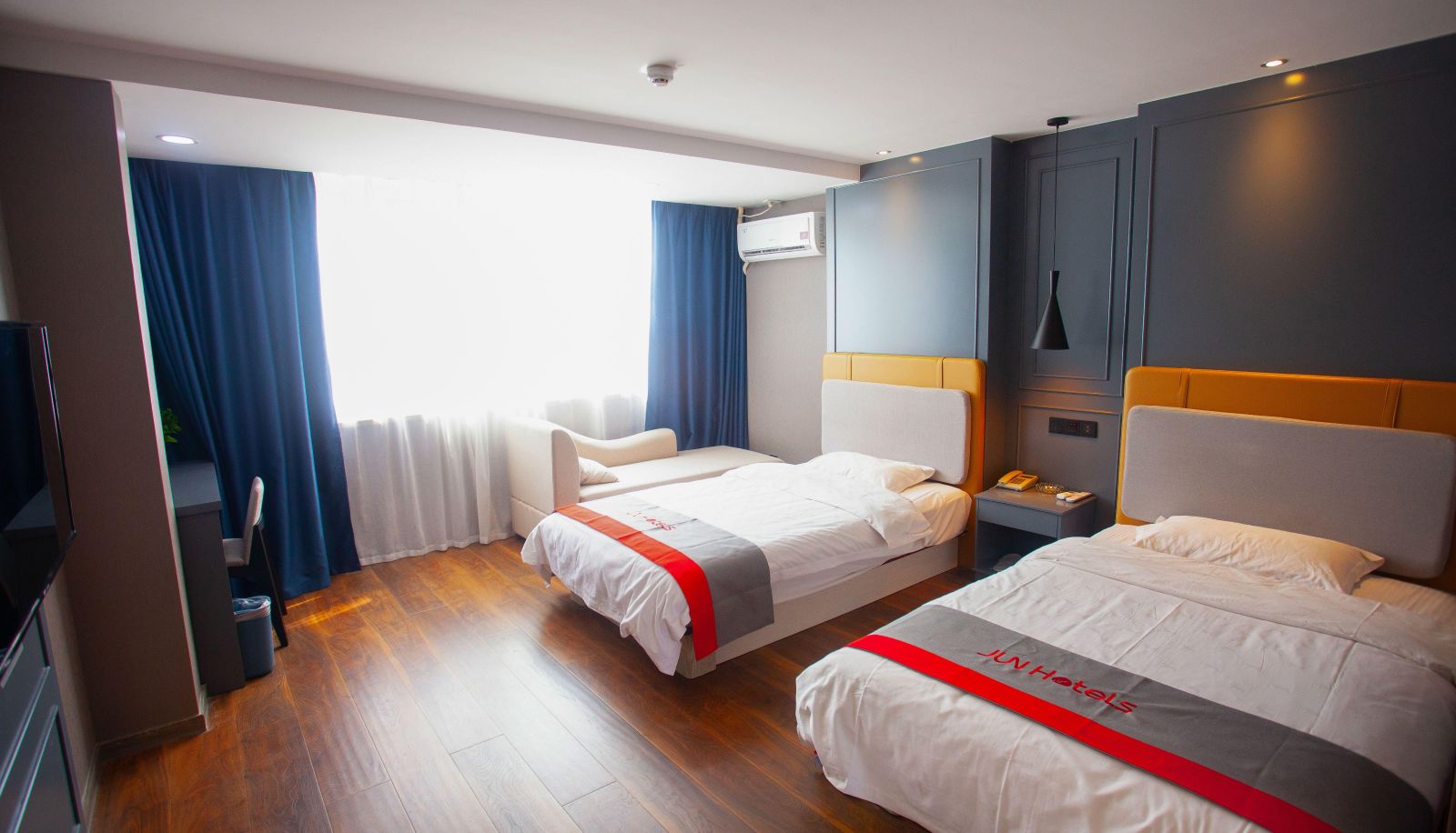 Chambre Business - Junyi Chain Hotel (Lianyungang Guanyun Bus Terminal Store)