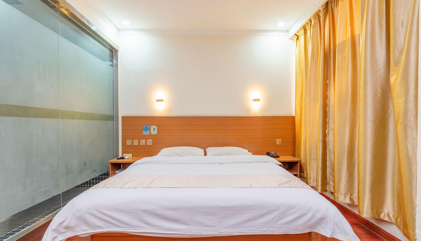Business room - Shangde Holiday Inn (Wanda Plaza Store)