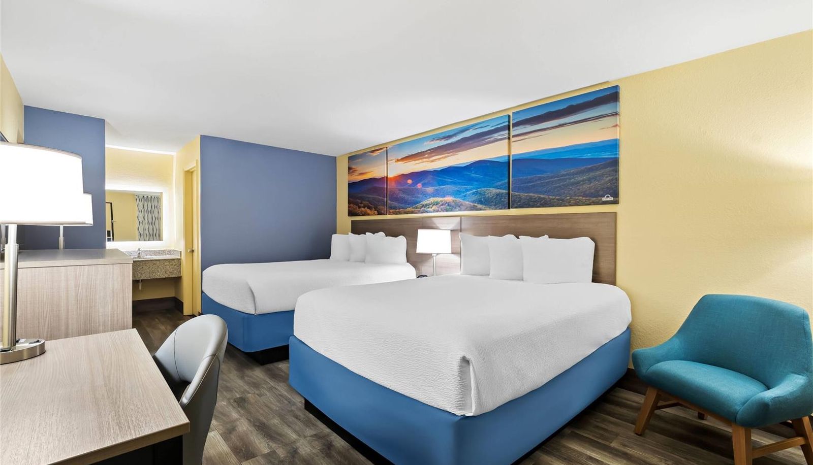Room - Days Inn by Wyndham Cleveland TN