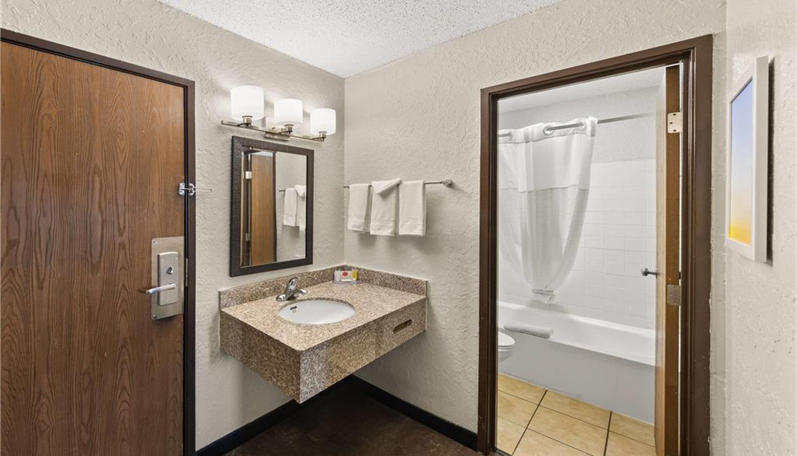 Zimmer - Days Inn by Wyndham Winona