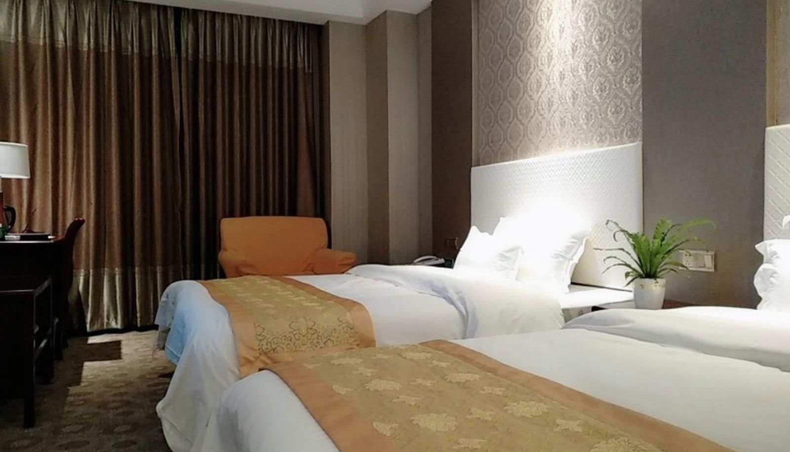 Chambre Familiale - Green Alliance Hotel (Nanjing South Station Mingfa Square Subway Station Store)