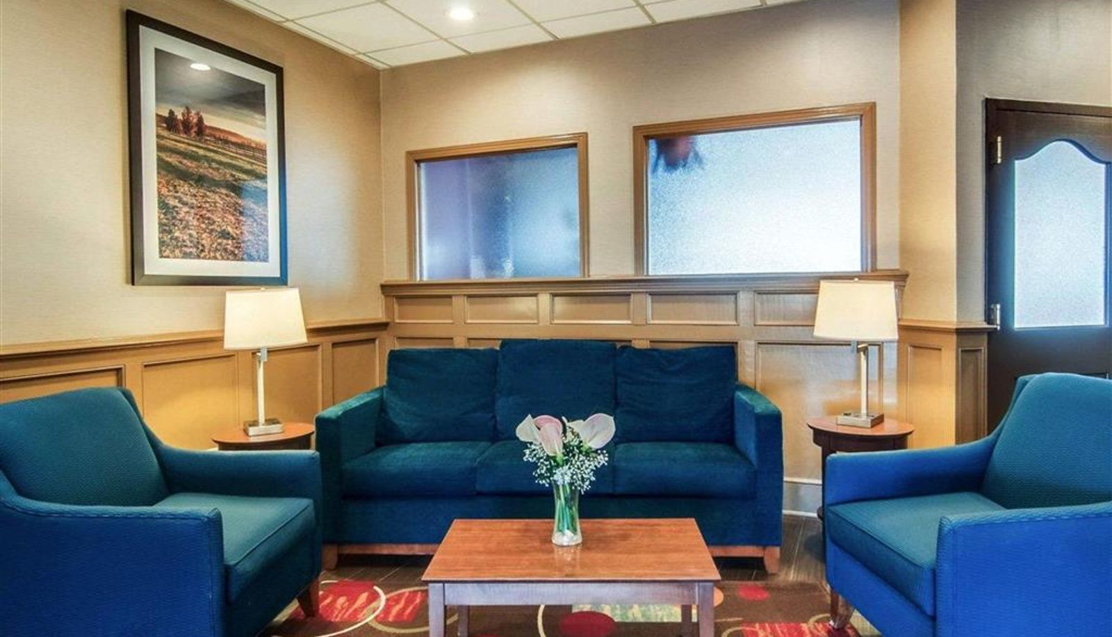 Hall - Comfort Inn & Suites Raphine - Lexington near I-81 and I-64