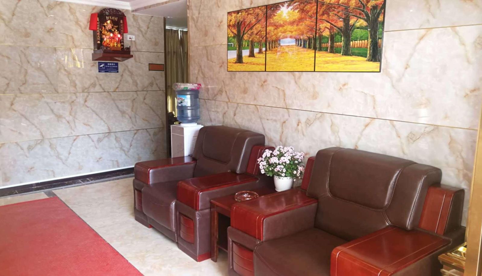 Buitenruimte van het hotel - Love Travel Hotel