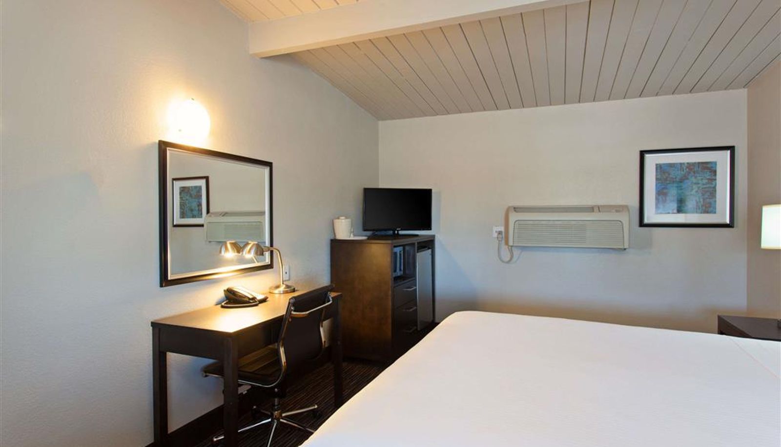 Zimmer - Days Inn by Wyndham Chowchilla Gateway to Yosemite