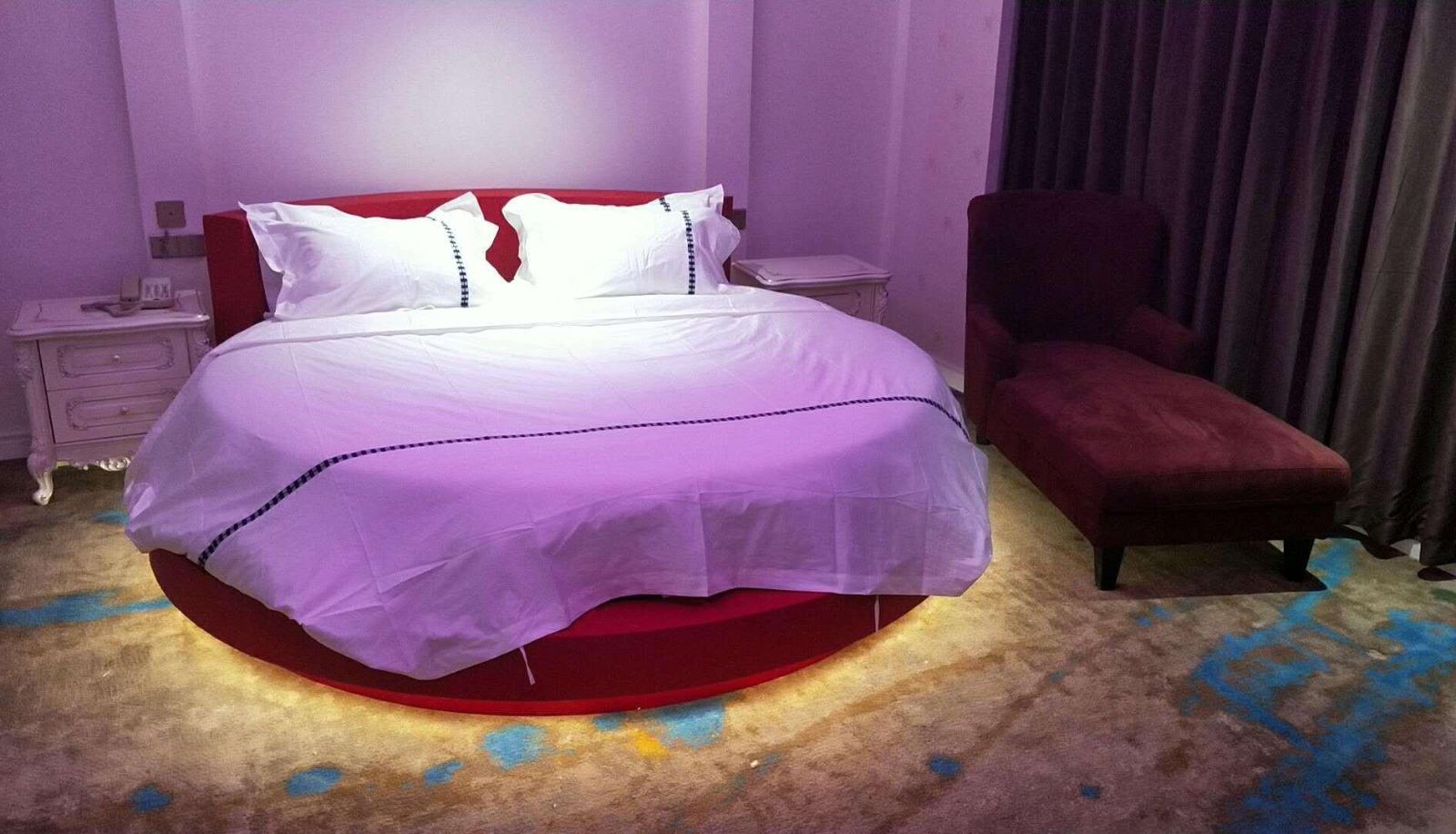 Room - Congress Holiday Inn