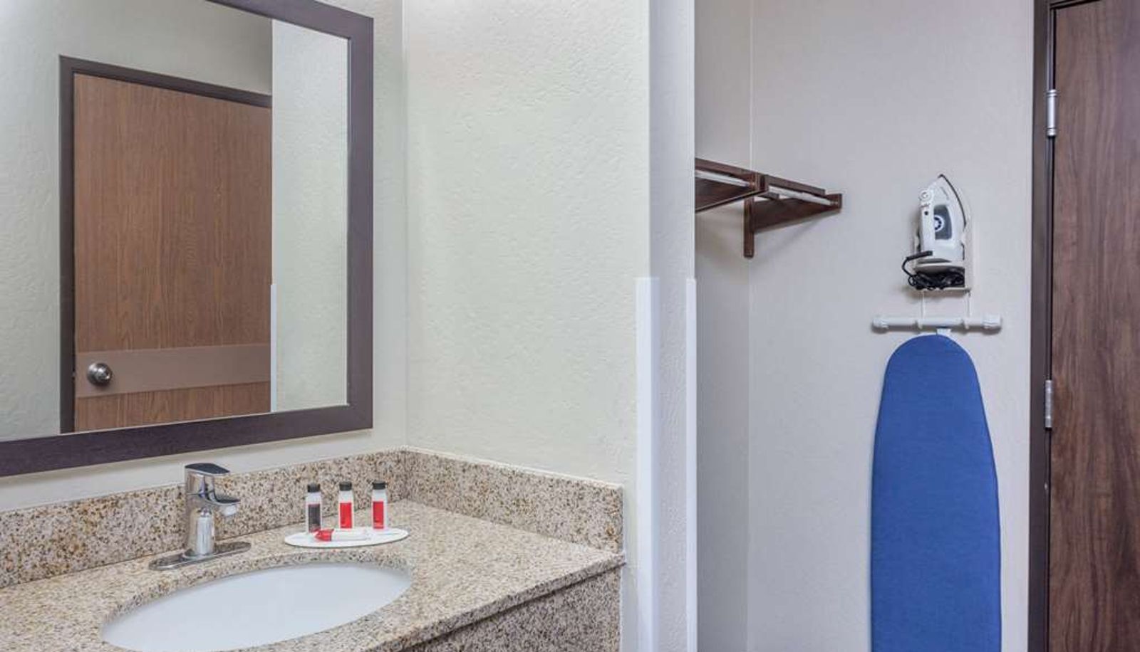 Pokój - Days Inn & Suites by Wyndham East Flagstaff