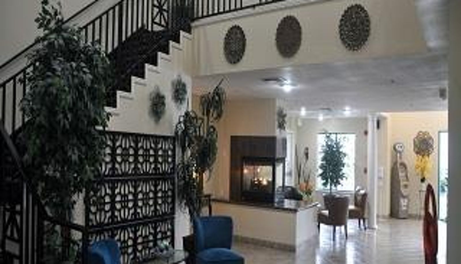 Sala - PAVILION INN