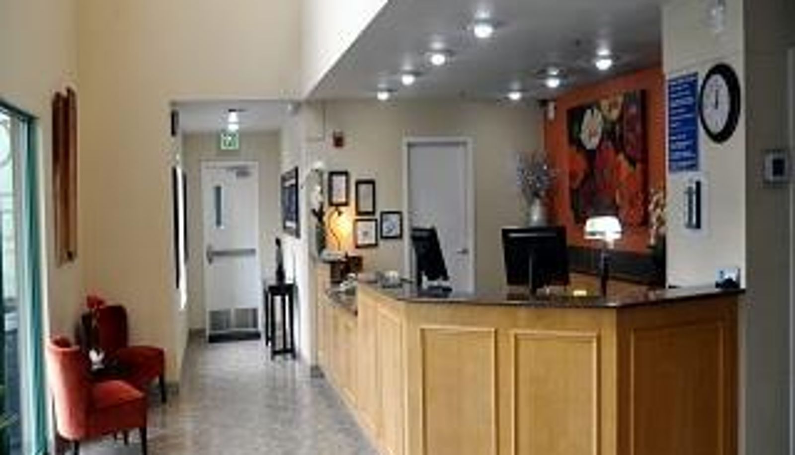 Sala - PAVILION INN