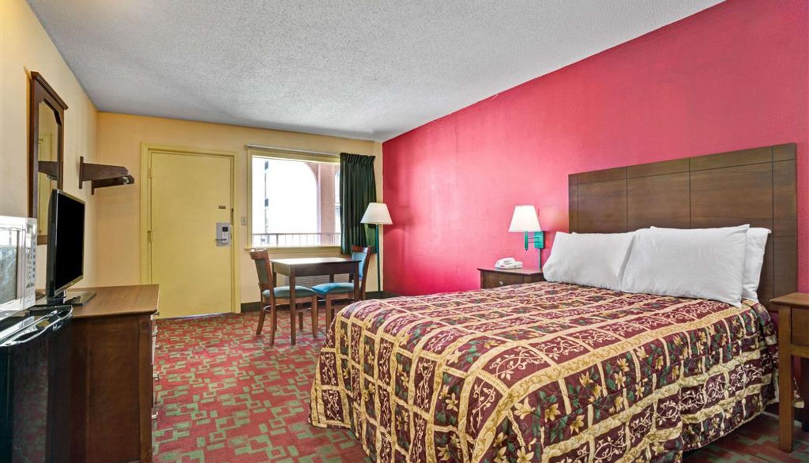 Room - Days Inn by Wyndham Elizabeth City