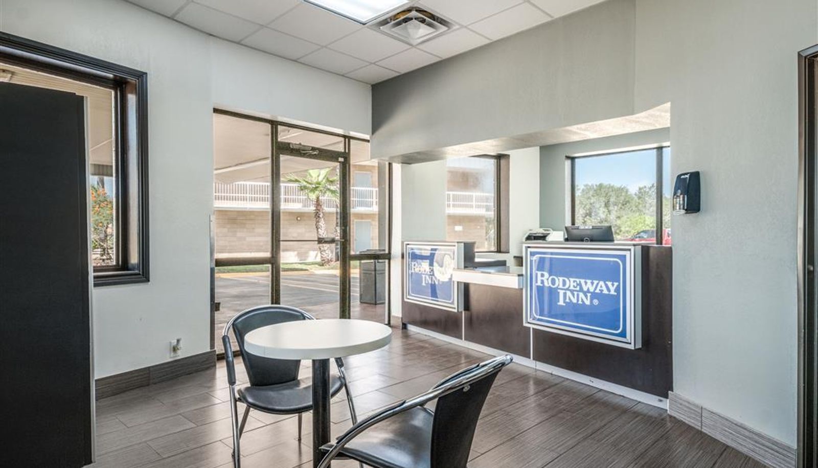Hall - Americas Best Value Inn Beeville