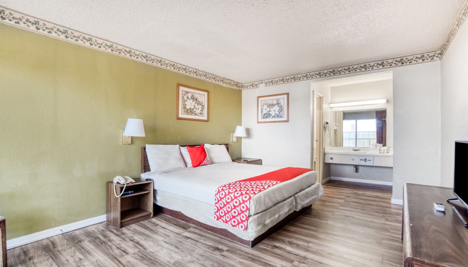 Room - OYO Hotel Brownwood Hwy 67