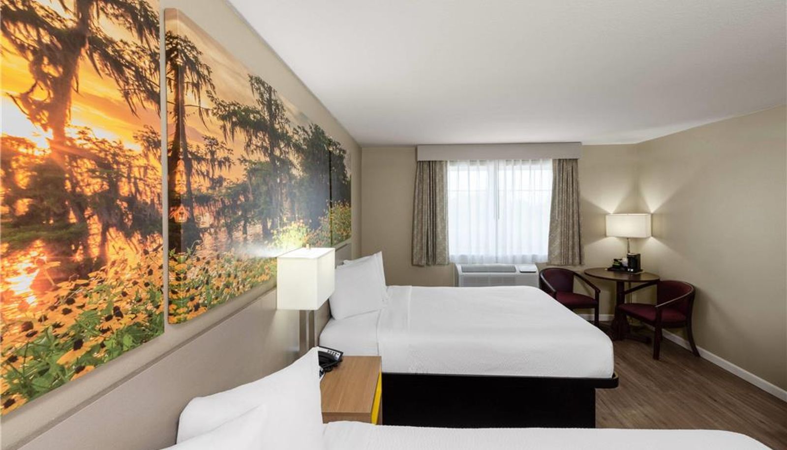 Camera - Days Inn by Wyndham Mountain Home