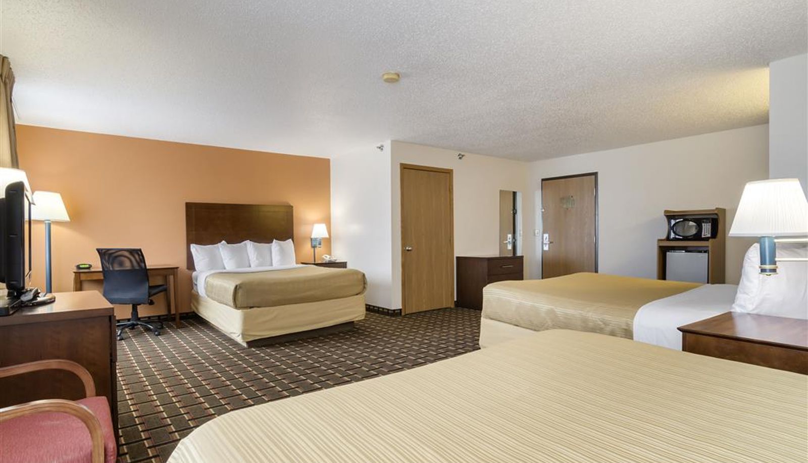 Camera - Quality Inn Osceola