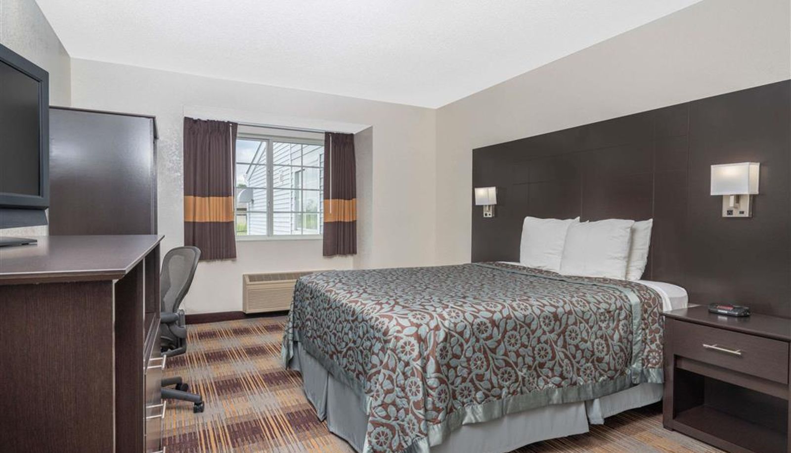 Zimmer - Days Inn by Wyndham Faribault