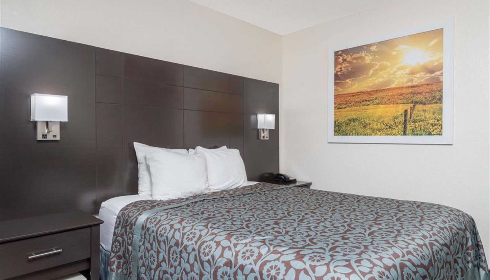 Zimmer - Days Inn by Wyndham Faribault