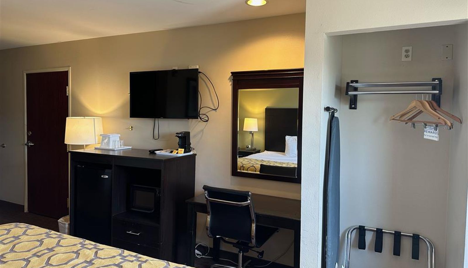 Habitación - Baymont by Wyndham Farmington