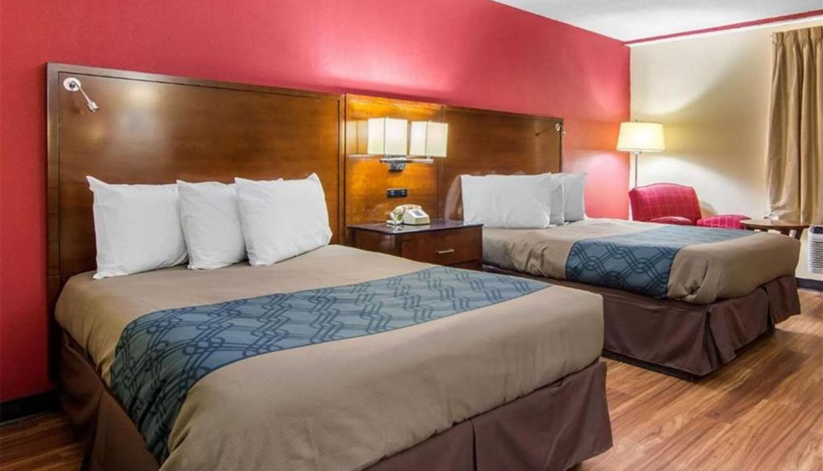 Habitación - Travelodge by Wyndham Forsyth