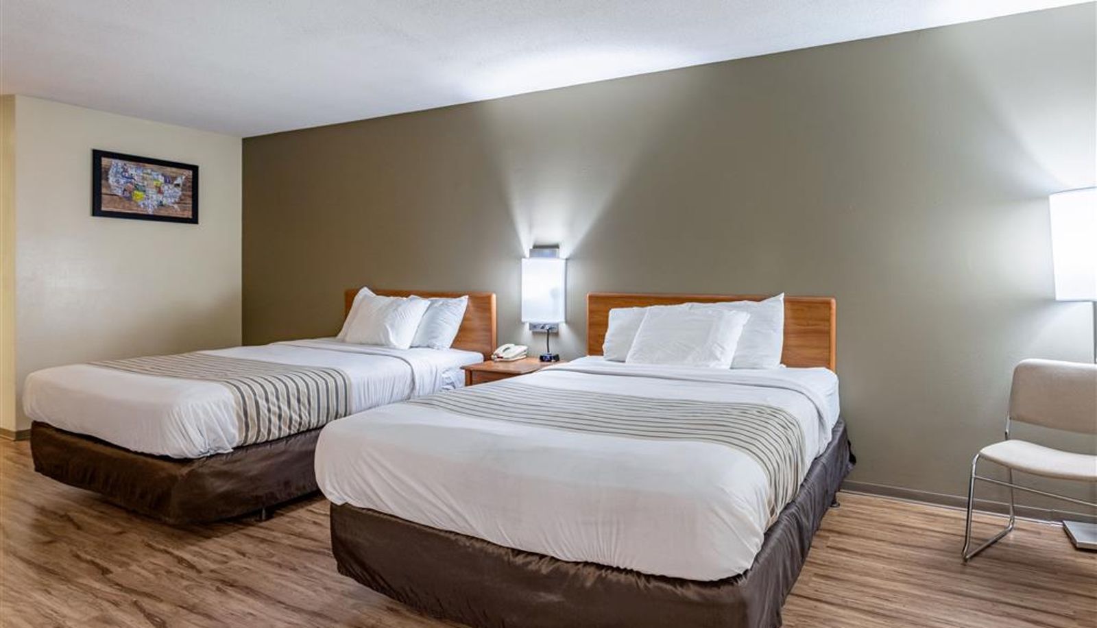 Room - Econo Lodge Ithaca Airport