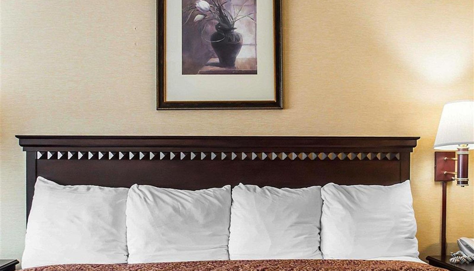 Room - Econo Lodge Elmira-Corning