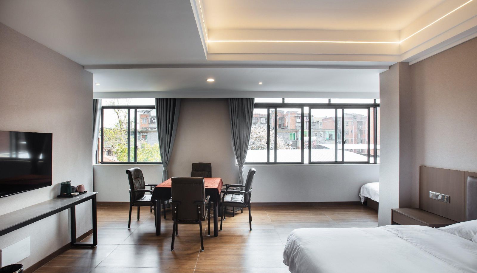 Hotel outdoor area - Hongshan Hotel