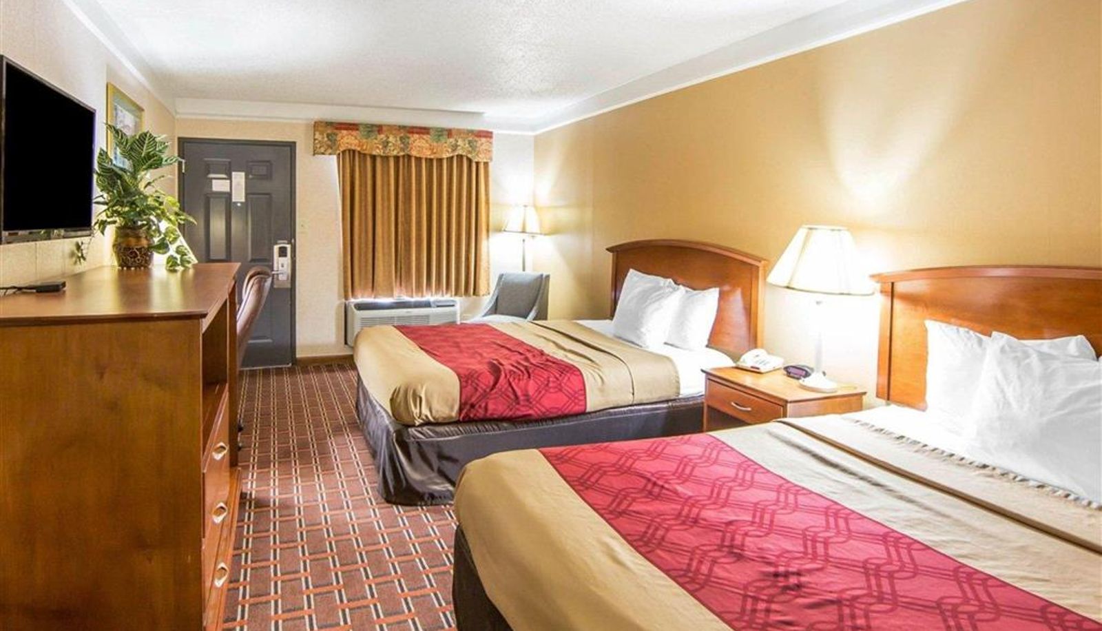 Room - Econo Lodge Knoxville North
