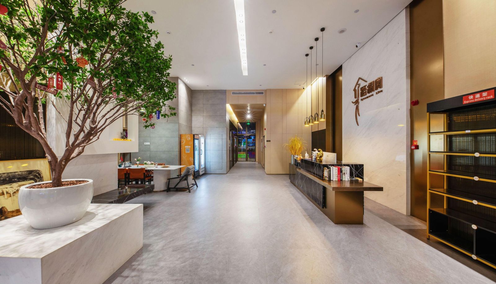 Buitenruimte van het hotel - Wutong Yu Hotel (Shenzhen Bantian Tian'an Yungu Store)