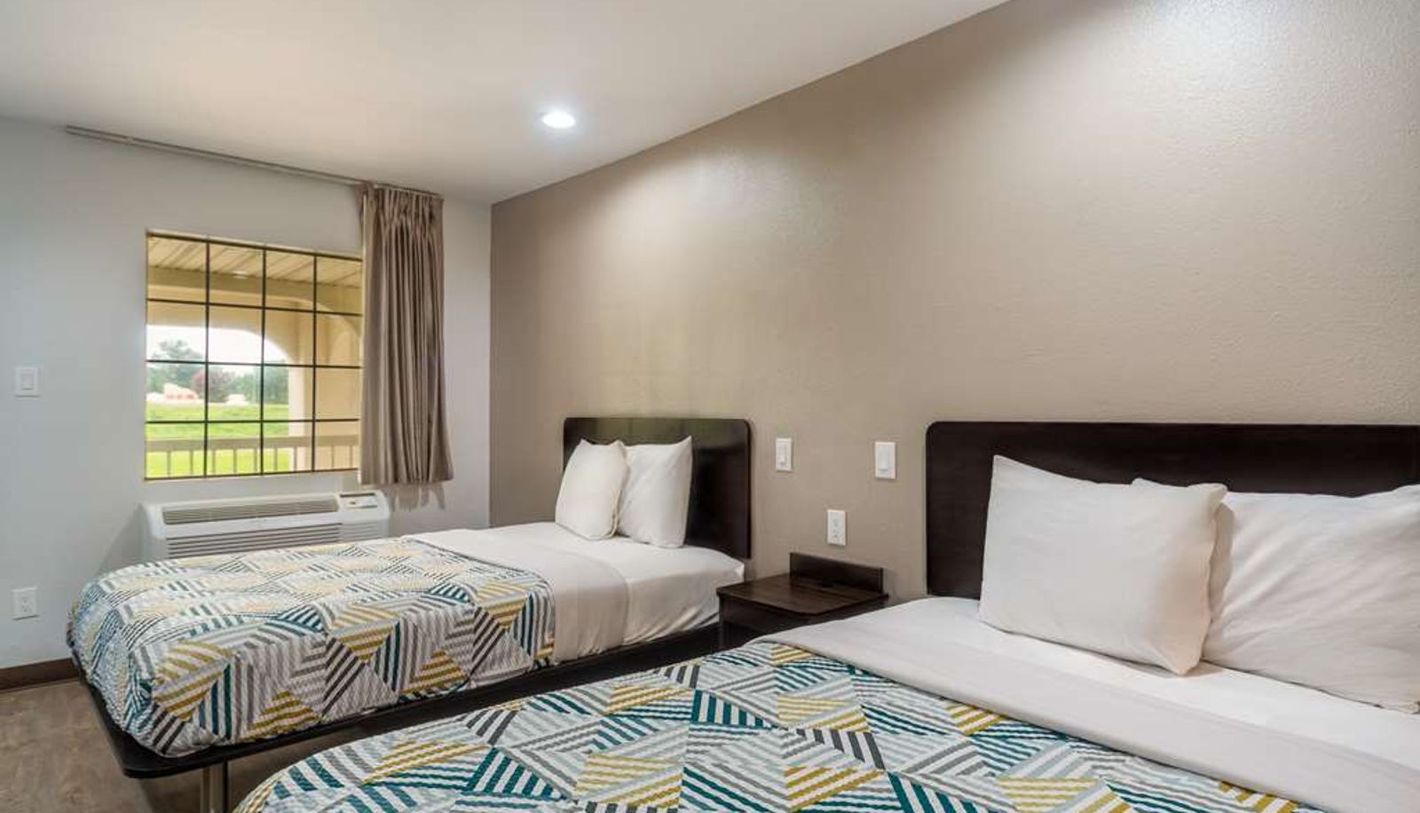 Standard room (double) - Motel 6 Livingston TX