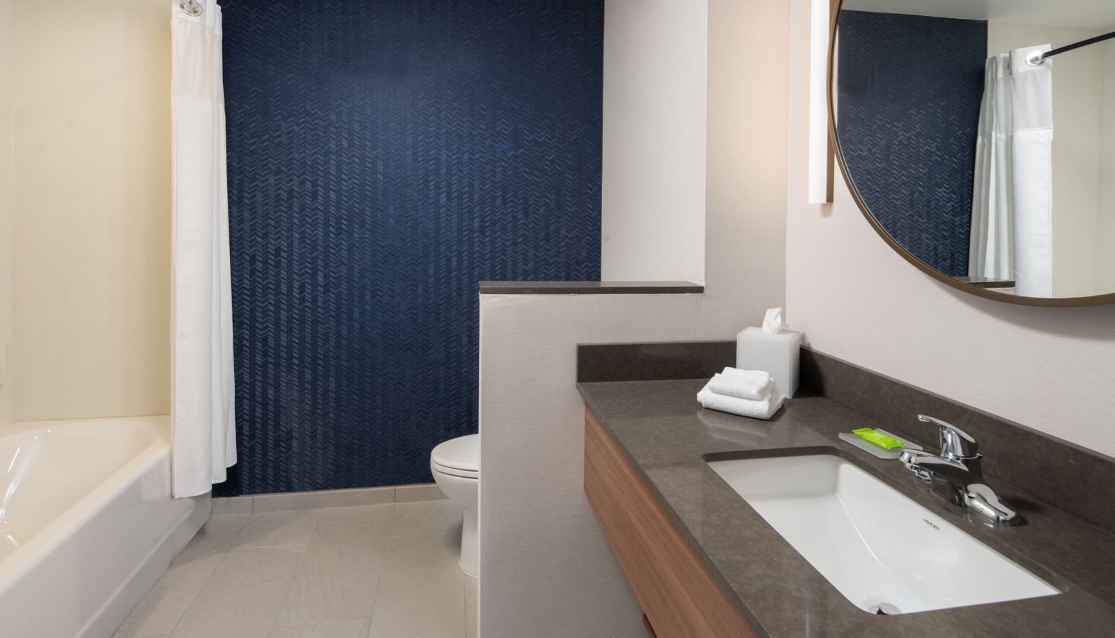 Kamer - Fairfield by Marriott Inn and Suites Huntsville Redstone Gateway