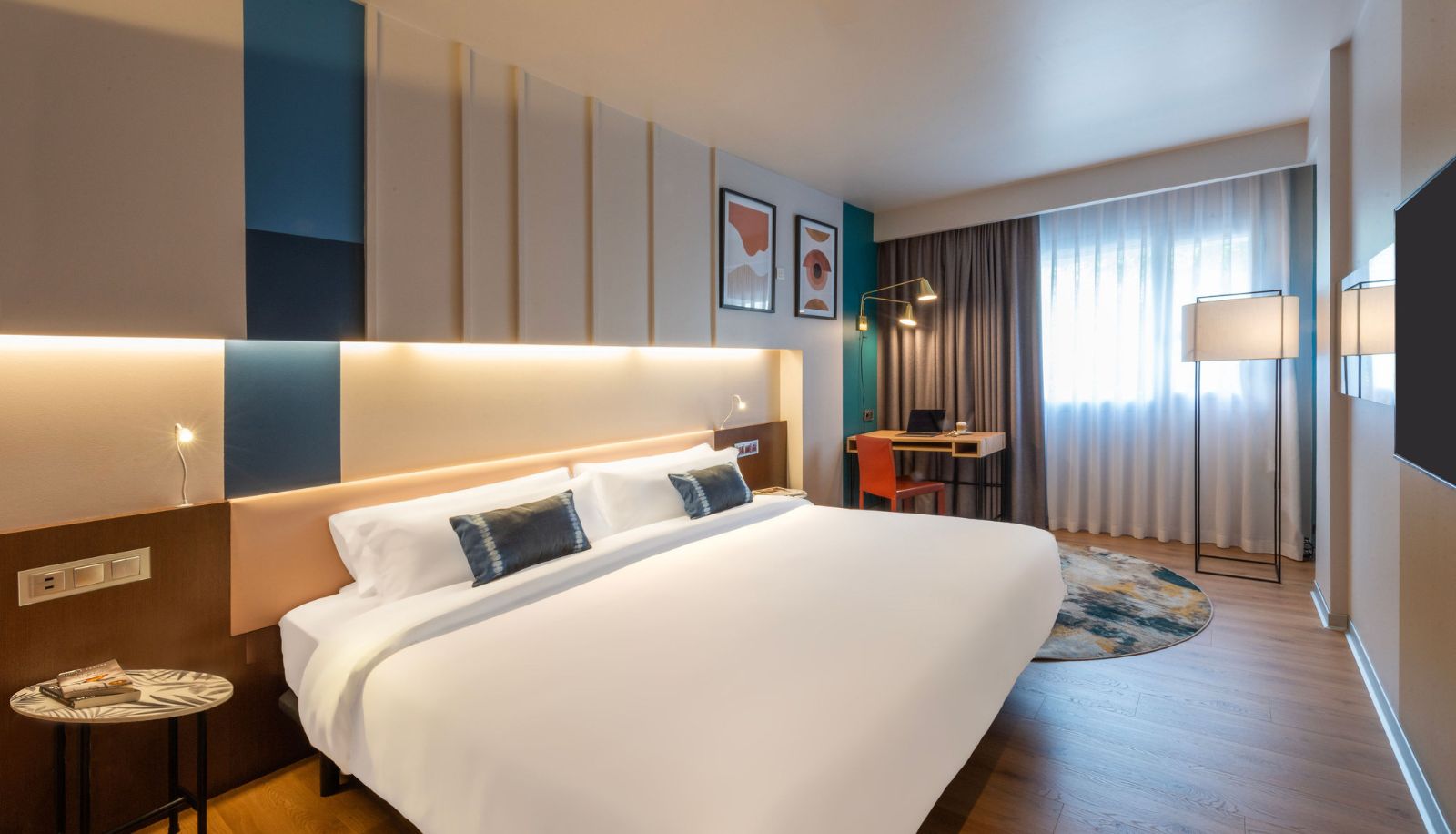 Zimmer - voco MADRID - RETIRO by IHG