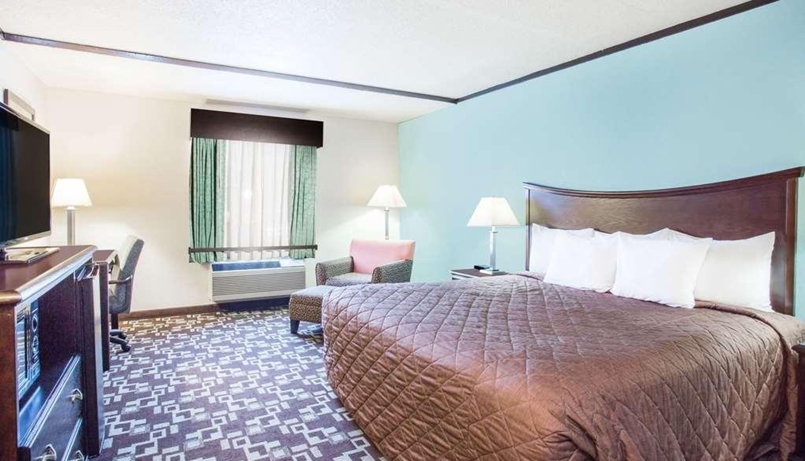 Standardzimmer (Doppel) - Spark by Hilton Daleville Roanoke North